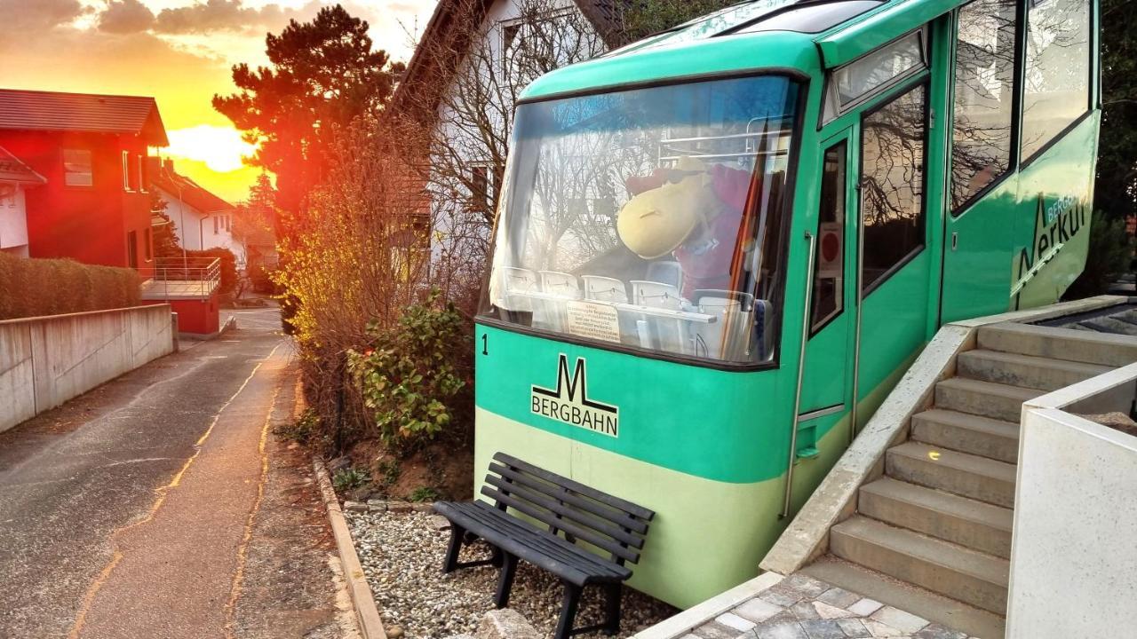 Exklusives Holzhaus Mit Bergbahn - Baden-Baden Im Schwarzwald Exterior foto
